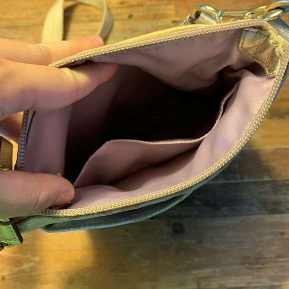 Authentic Coach Cream Bag - Picture 3 of 3